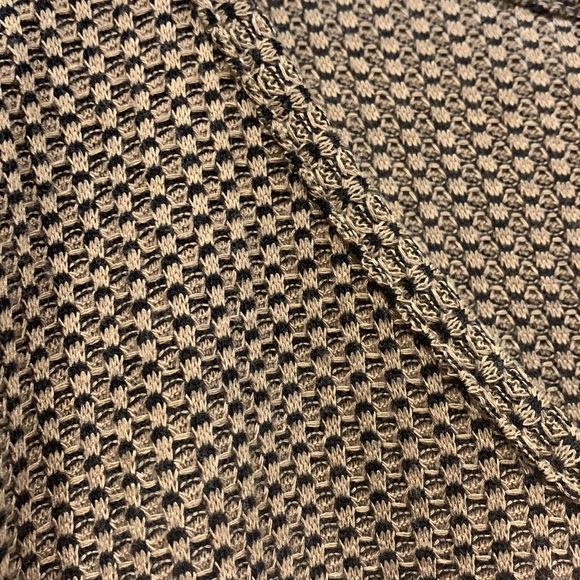 A.U.W. Brown Short Sleeve Crew Neck Waffle Button Detail Size 2X - Picture 9 of 10